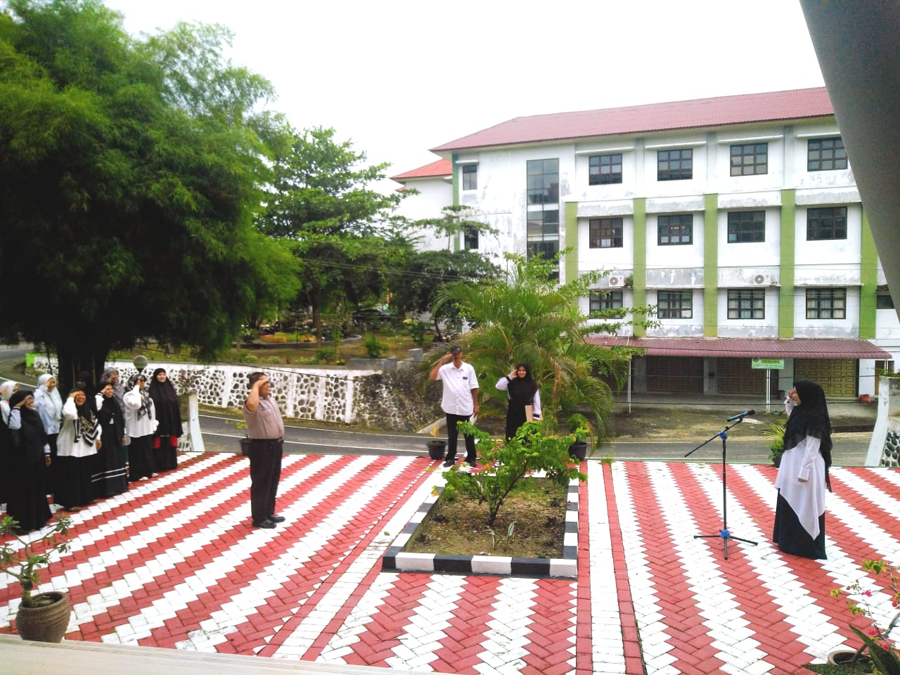 Jadikan Rasa Syukur Sebagai Budaya Kerja