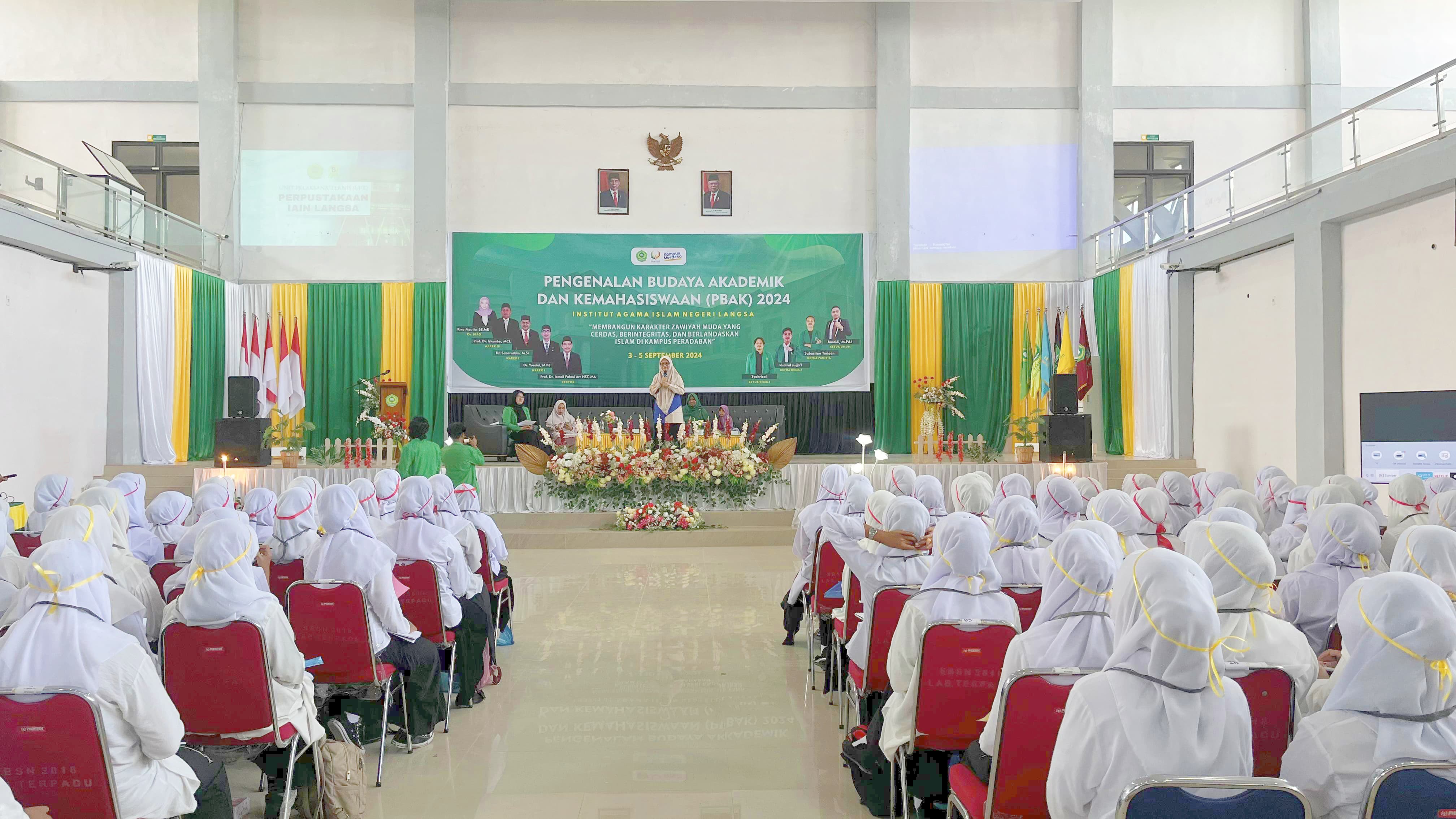 Kepala UPT Perpustakaan Isi Kuliah Umum pada PBAK 2024