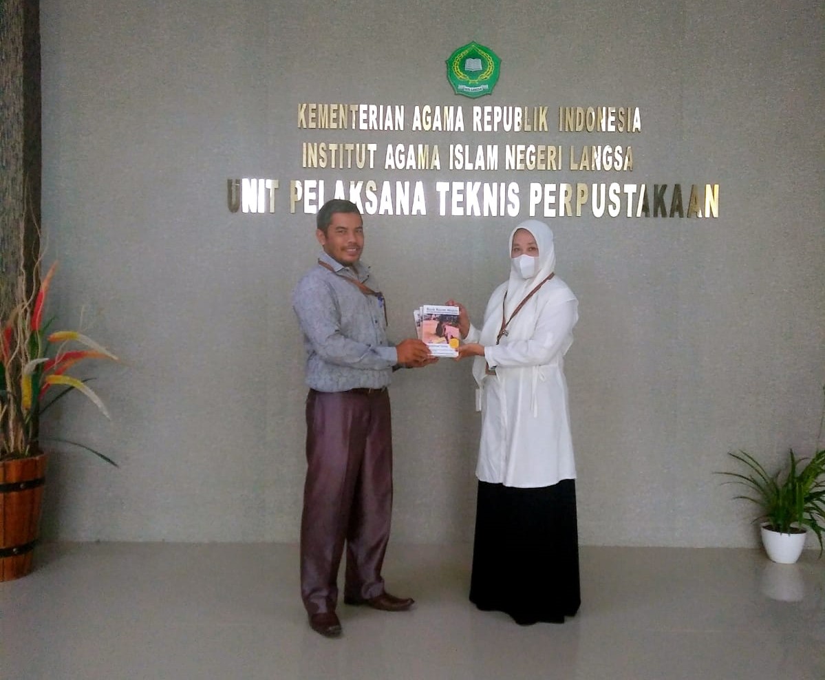 Dosen FEBI Hibah Buku