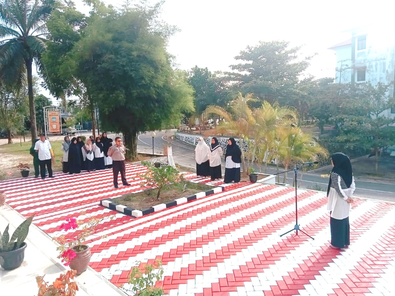 Upacara Senin di Akhir Ramadhan 1443 H