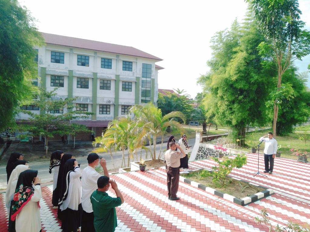Pentingnya kerjasama Tim, Upacara Senin di Ujung Juni