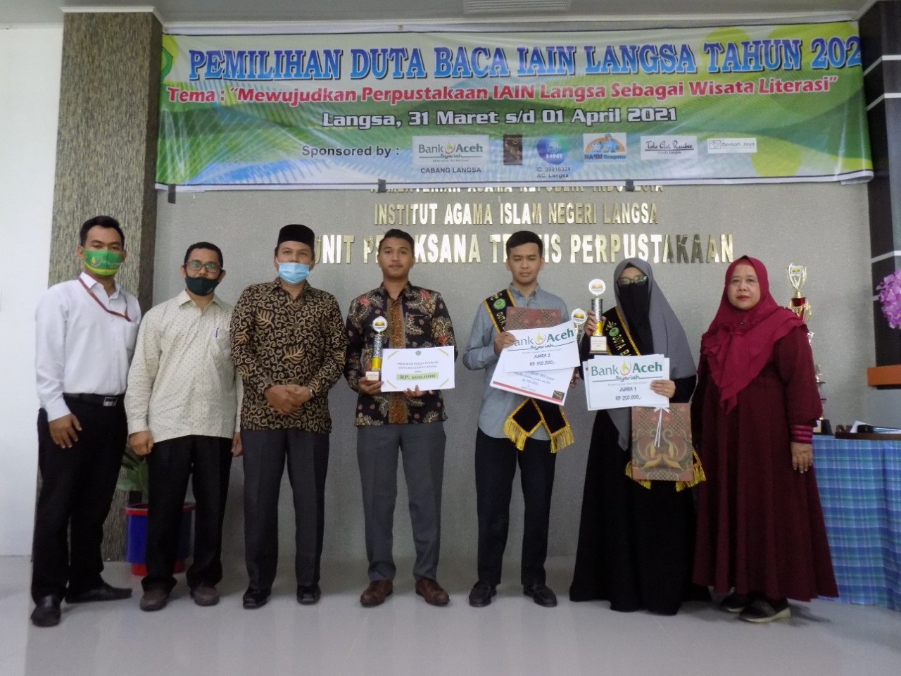 Pimpinan IAIN Langsa Resmikan Empat Spot Layanan Baru di Perpustakaan