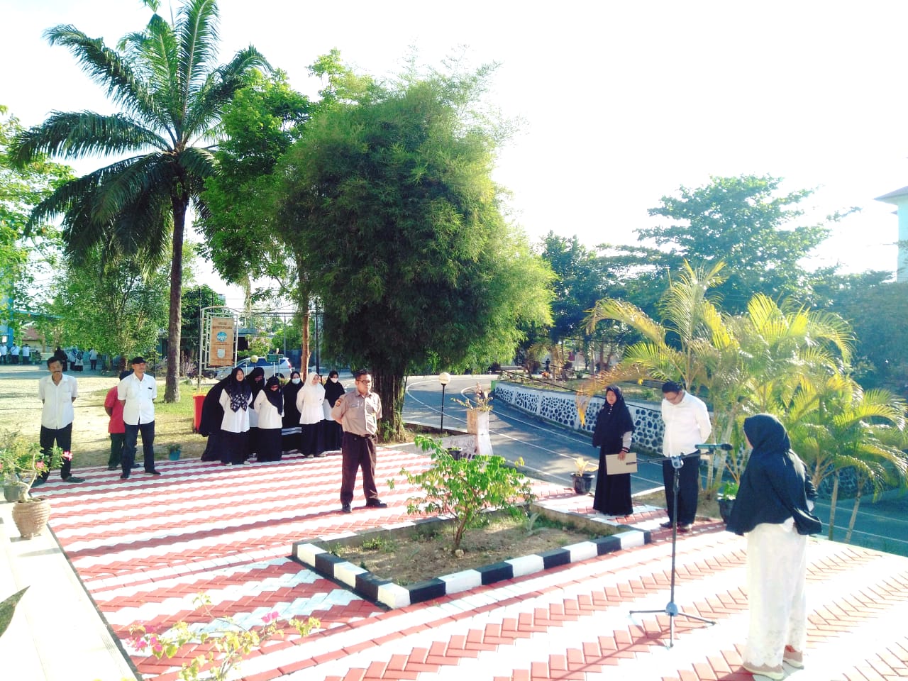 Ramadhan Kareem, Upacara Senin Pagi di Bulan April